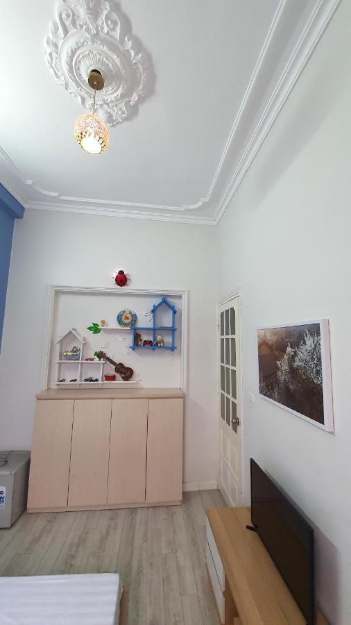 De Studio Homestay Hanoi Kültér fotó